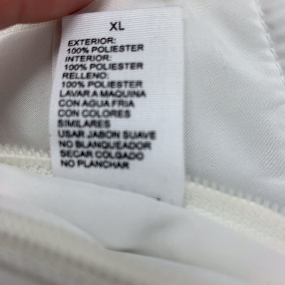 ATHLETIC COLLECTION Reversible Zip Up Vest - Picture 7 of 7